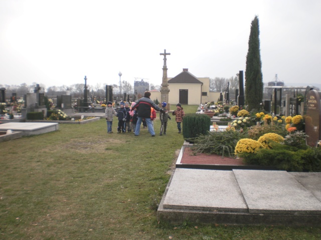 Návštěva hřbitova