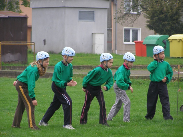 Závody dobrovolných hasičů v Loučanech